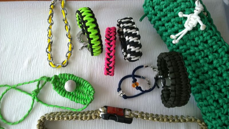 Paracord crafts